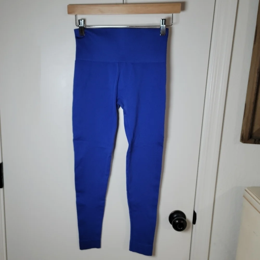Set Active High Waisted Seamless Blue Leggings | SET Active Leggings | Small